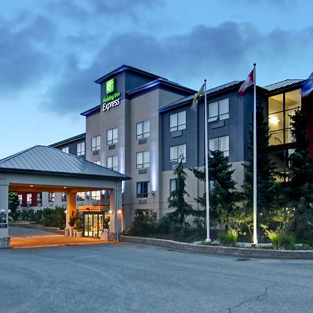 Holiday Inn Express Kamloops, An Ihg Hotel Exterior foto